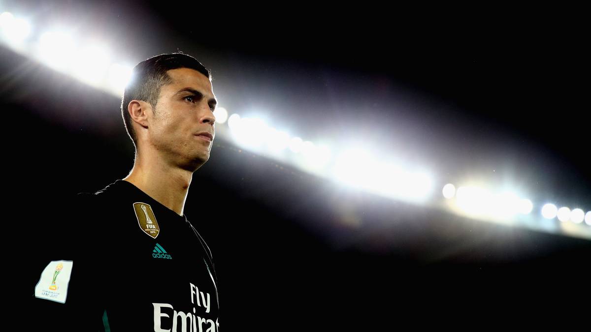 PLATZ 2 (3) - REAL MADRID: 674,6 Millionen Euro (2015/16: 620,1 Millionen Euro)