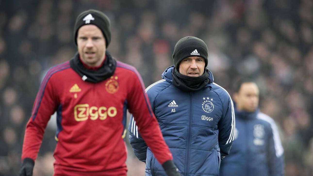 Spieler-Revolte gegen Ajax-Coach?