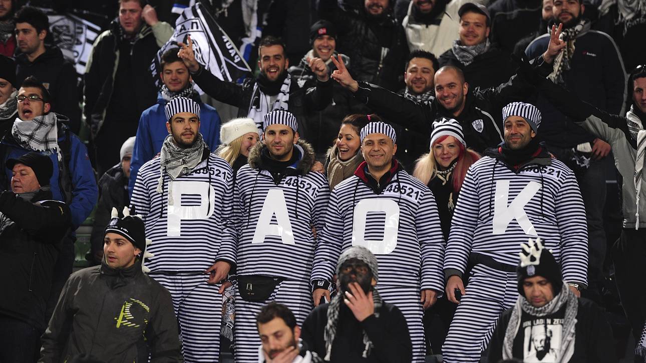 PAOK-Fans feiern trotz Corona