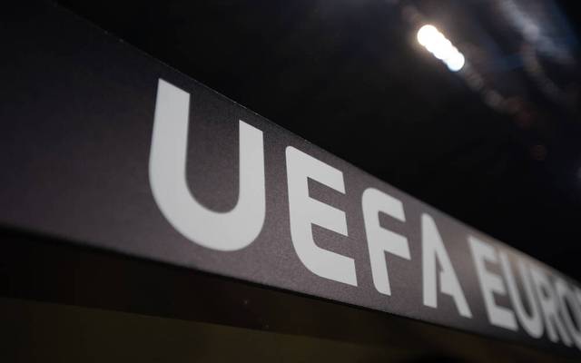 Streit Um Ukraine Trikot Russischer Verband Wendet Sich An Uefa