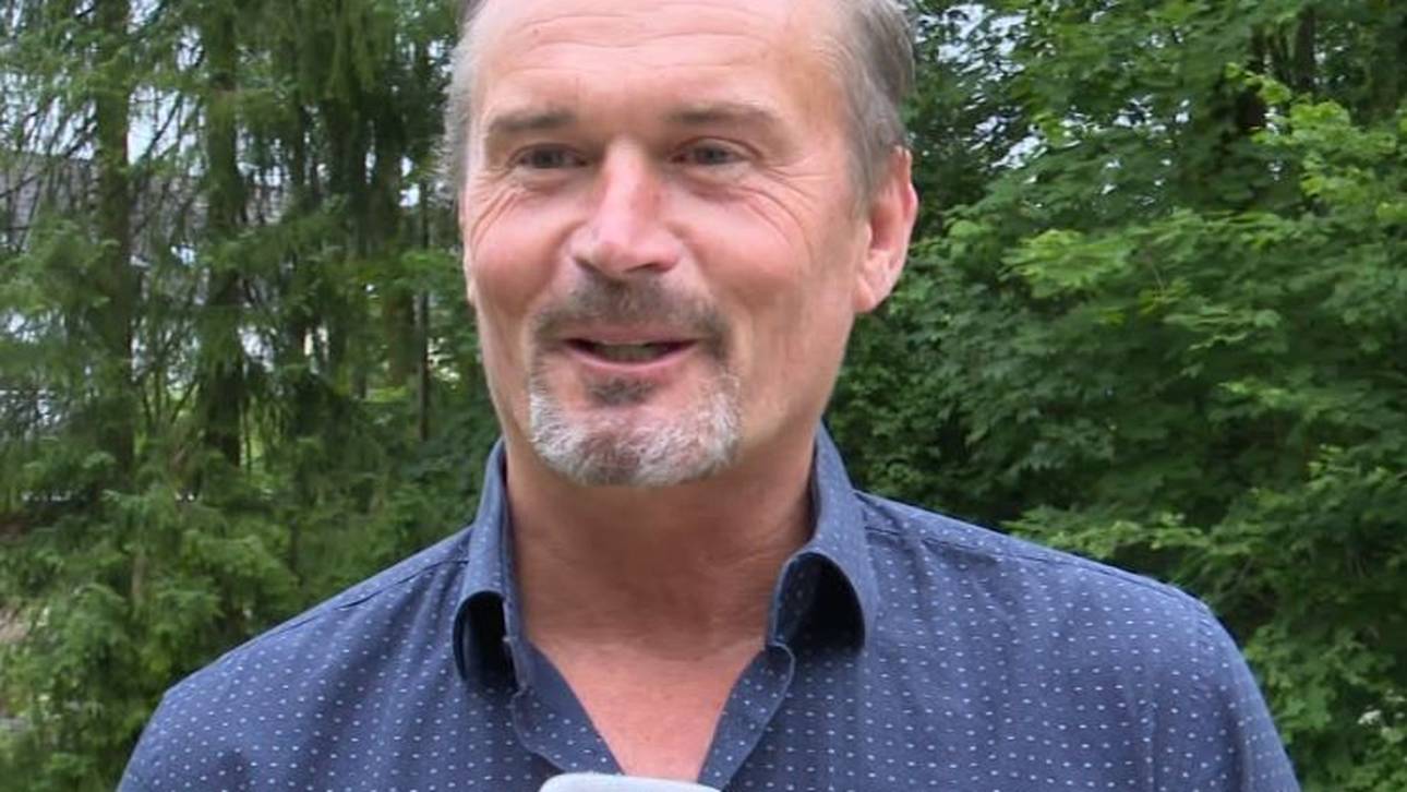 Manfred Bender im Gespräch mit SPORT1