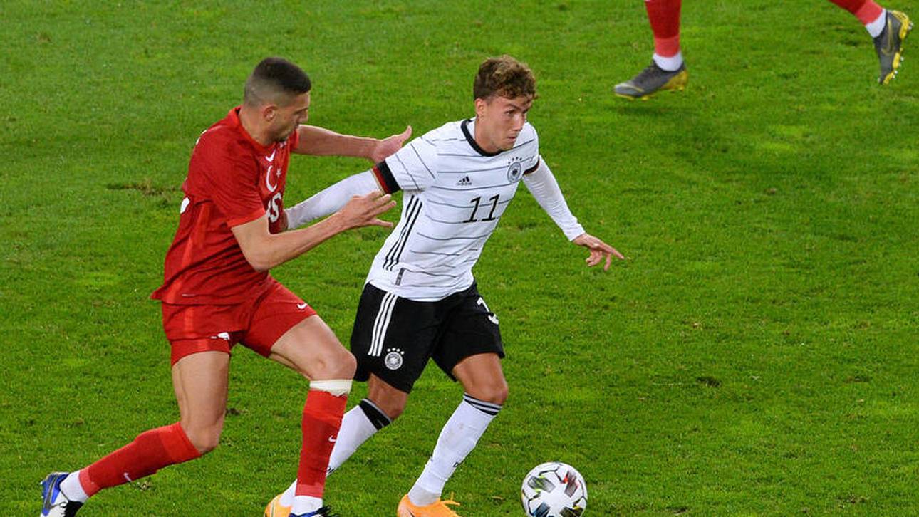 Als Stürmer kam Luca Waldschmidt immer wieder zu guten Chancen und traf auch. So ist er für Joachim Löw wertvoll.