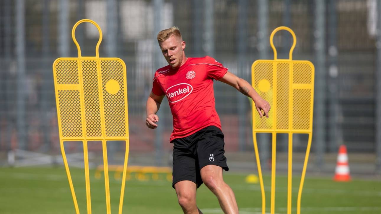 Fortuna verlängert mit Hennings