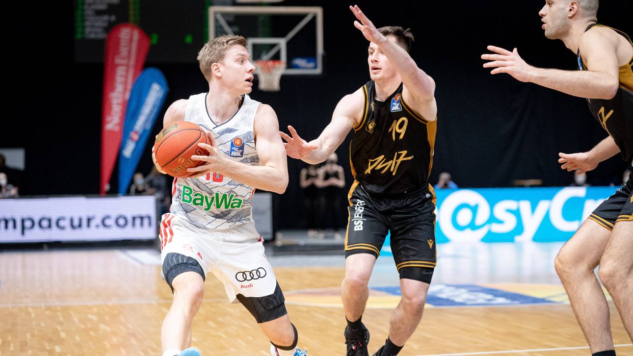 Bayern weiter an Liga-Spitze