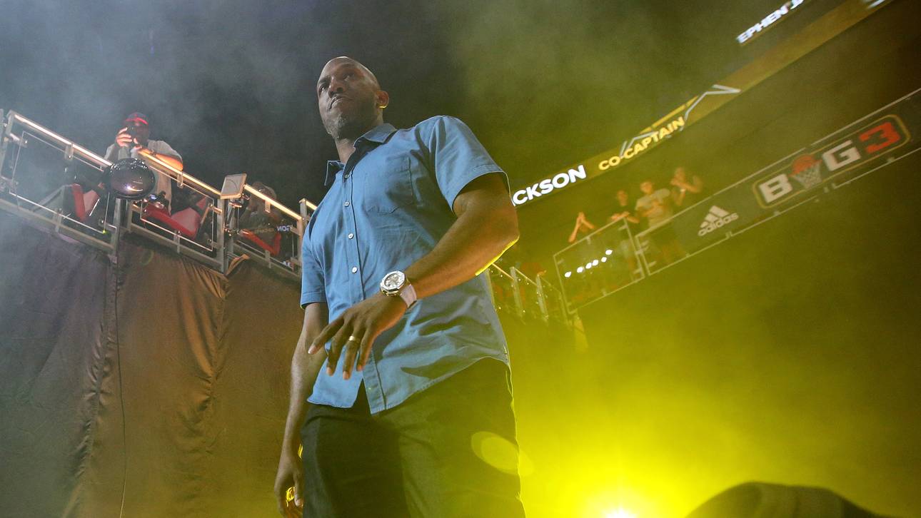 NBA-Legende mit dunklem Schatten