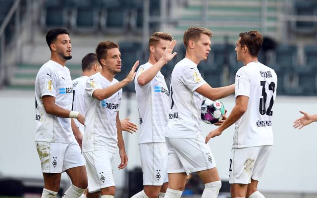 Dfb Pokal 1 Runde Leipzig Gladbach Frankfurt Koln Wolfsburg Weiter