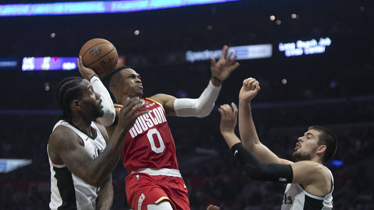 Russell Westbrook (M.) konnte bei den Rockets nie an seine Leistungen aus OKC-Zeiten anknüpfen