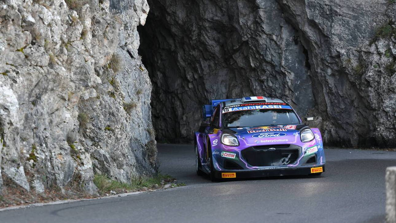 Loeb löst Ogier an der Spitze ab