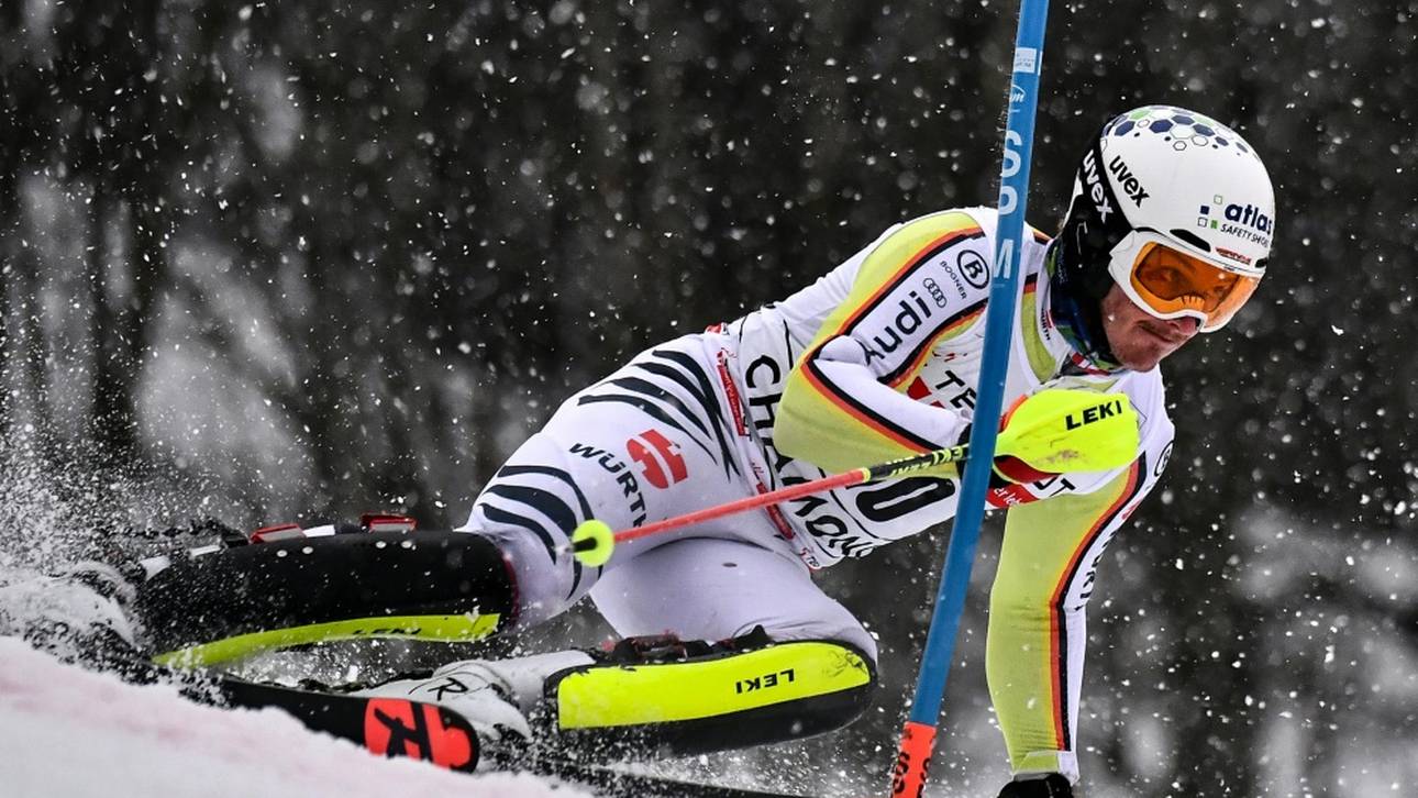 Straßer auf Rang sieben in Lauerstellung