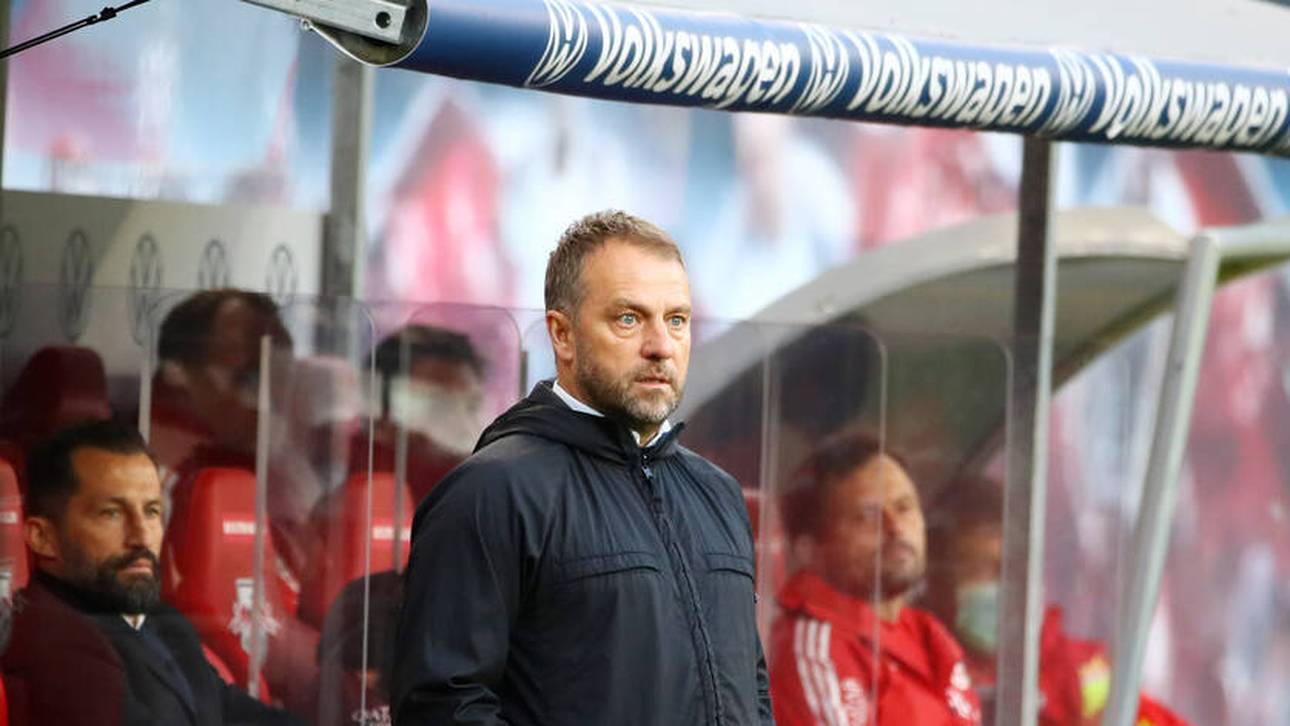 Flick überrascht mit Bayern-Abwehr