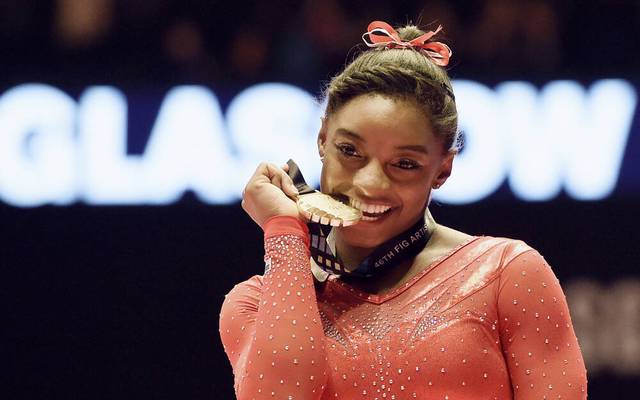 Simone Biles Verlasst Nike Und Schliesst Sich Athleta An