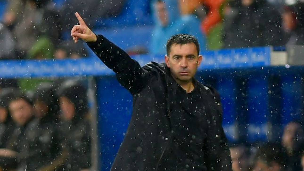 Pleitenserie: Alavés ersetzt Coach