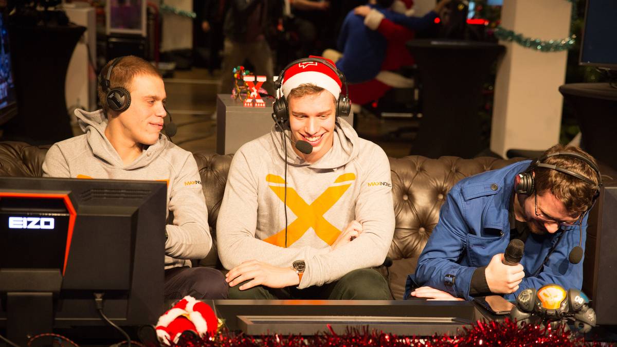 Kevin "RotterdaM" van der Kooi, Kevin "Harstem" de Koning und Steven
"Destiny" Bonnell.