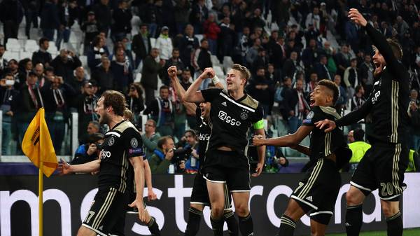 Ajax Amsterdam besiegt Juventus Turin in der Champions League