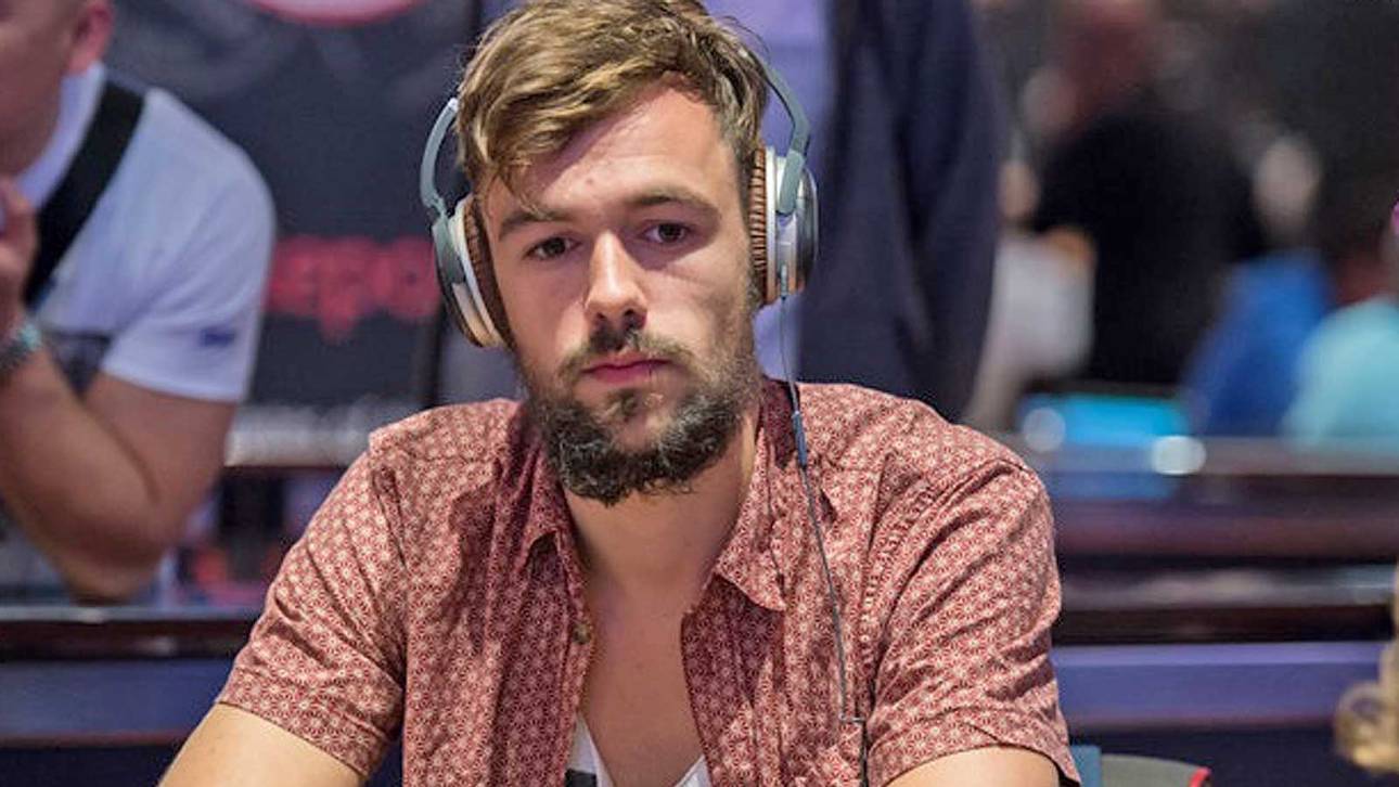 Schemion stürzt von Platz eins ab