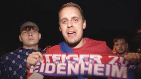 Der  1. FC Heidenheim steigt erstmals in die Bundesliga auf. Bei den Fans gibt es kein Halten mehr. Ein Moment, an den sich viele noch ewig erinnern werden.