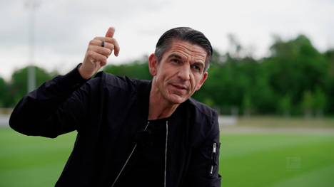 Deniz Aytekin zählt zum Karriereende zu den beliebtesten Schiedsrichtern der Bundesliga. Das war jedoch nicht immer so. 2011 wird er zum unbeliebtesten Referee gewählt. Aytekin übt rückblickend Selbstkritik.