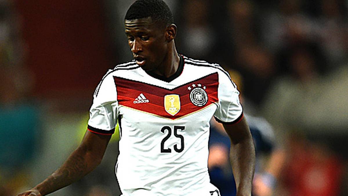 ANTONIO RÜDIGER (ab 80.): Durfte für die letzten zehn Minuten in der Innenverteidigung spielen. Holte sich sogar noch Szenenapplaus ab. OHNE NOTE
                  
                  
                  
                  
                  
                  
                  
                  
                  