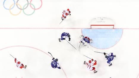 Die russischen Eishockey-Altstars unterlagen zum Auftakt den Slowaken