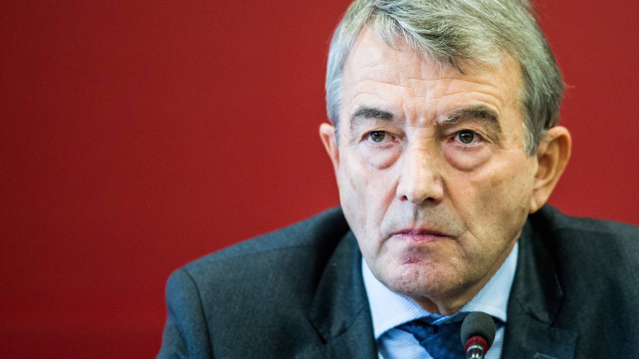 DFB-Affäre: Niersbach nicht vor Ort