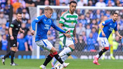 Adam Idah (r.) traf für Celtic