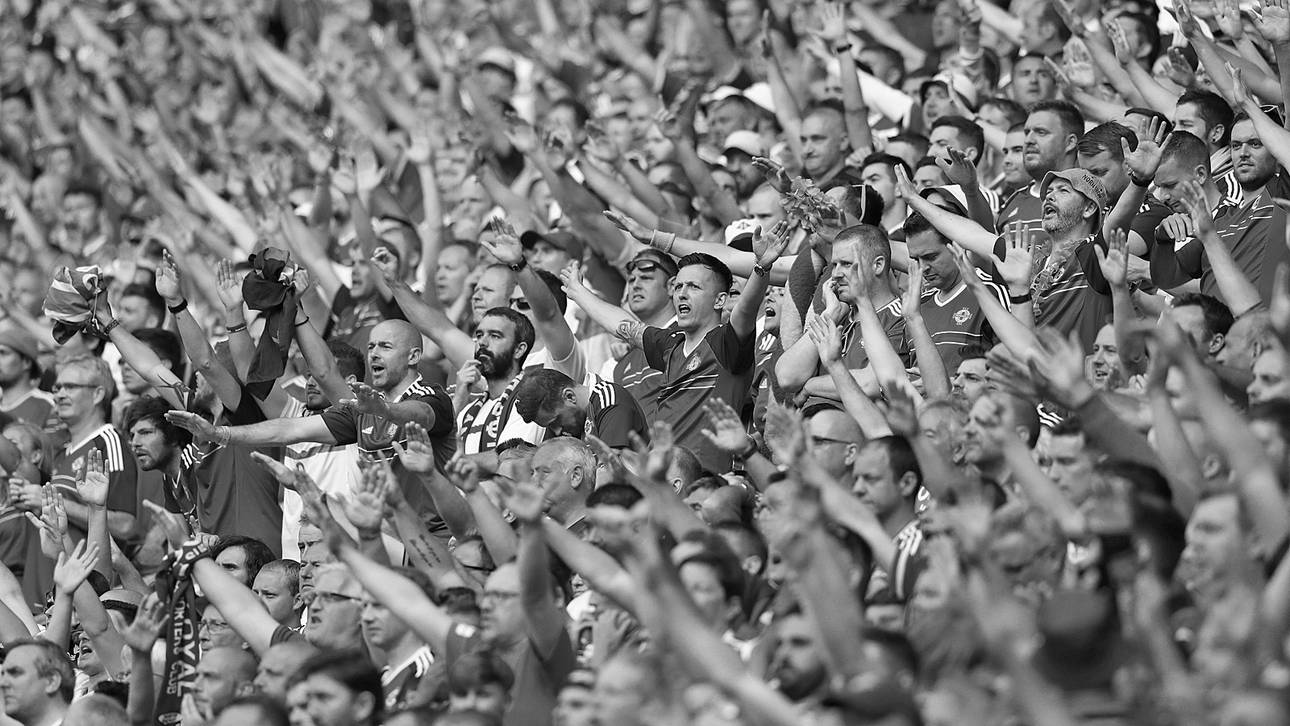 Nordirland-Fan stirbt während Spiel