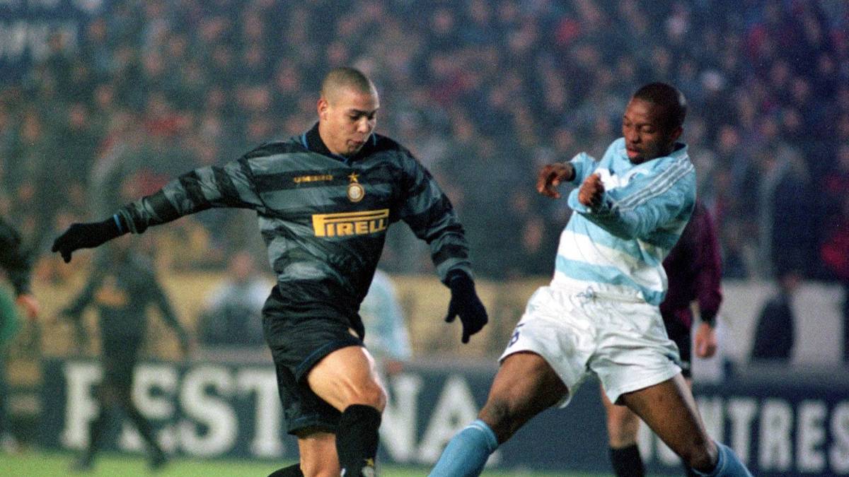 Ronaldo musste mit Inter im UEFA-Cup 1997/98 gegen Racing Straßburg beinahe die Segel streichen