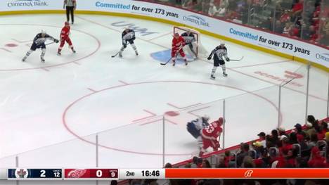 100 NHL-Punkte! Mit Leon Draisaitl und Tim Stützle hatten bisher erst zwei Deutsche diese magische Marke geknackt. Nun gibt es einen Dritten im Bunde, doch der ist im Gegensatz zu den anderen beiden kein Stürmer. 