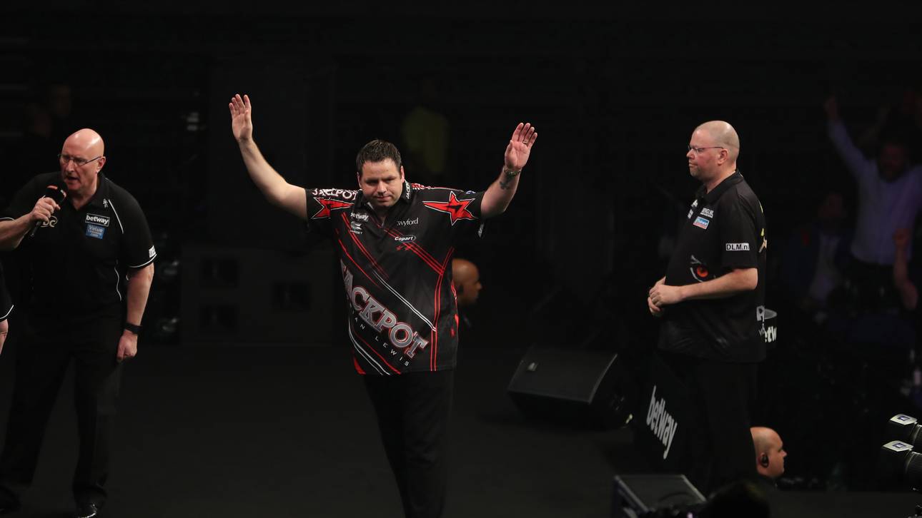 9-Darter! Lewis bezwingt Barney