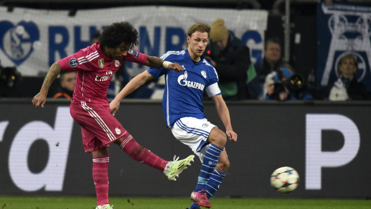 Doch gerade als Schalke stärker wird, legt Real Madrid nach. Marelo erzielt das 2:0 nach feiner Vorarbeit von Ronaldo