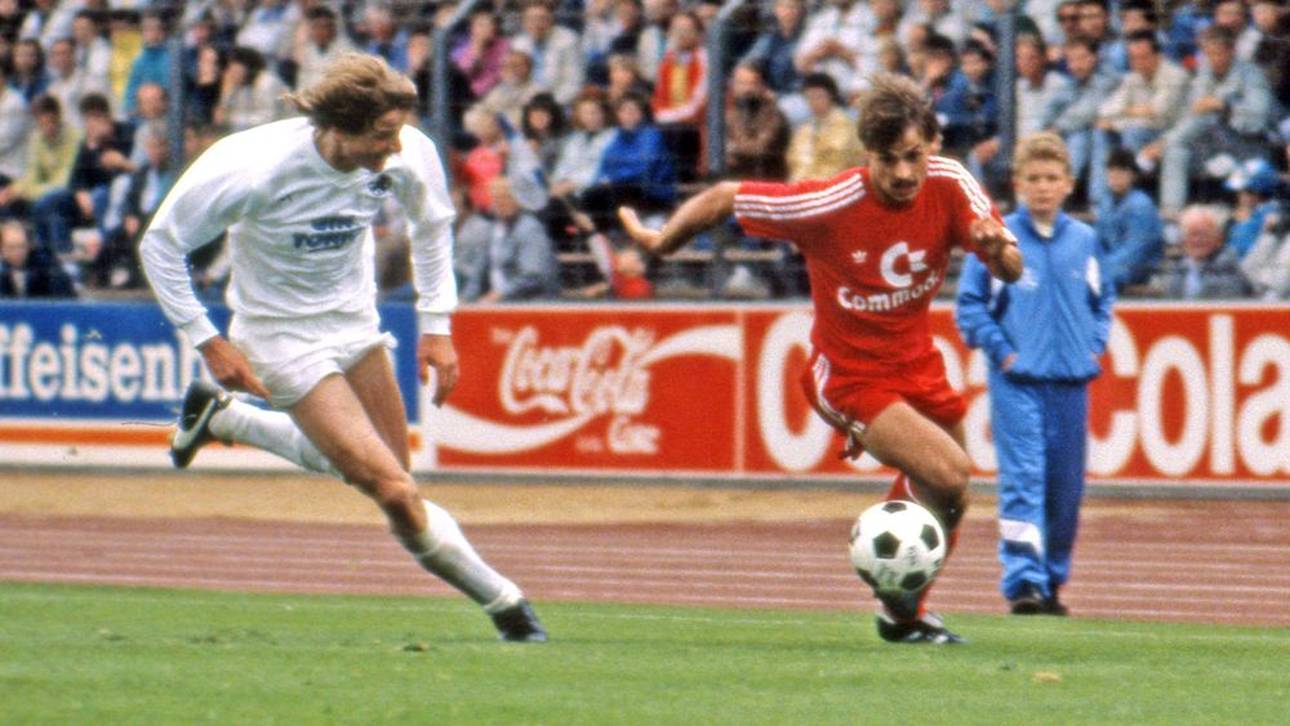 Olaf Thon (re.) trug von 1988 bis 1994 das Trikot des FC Bayern
