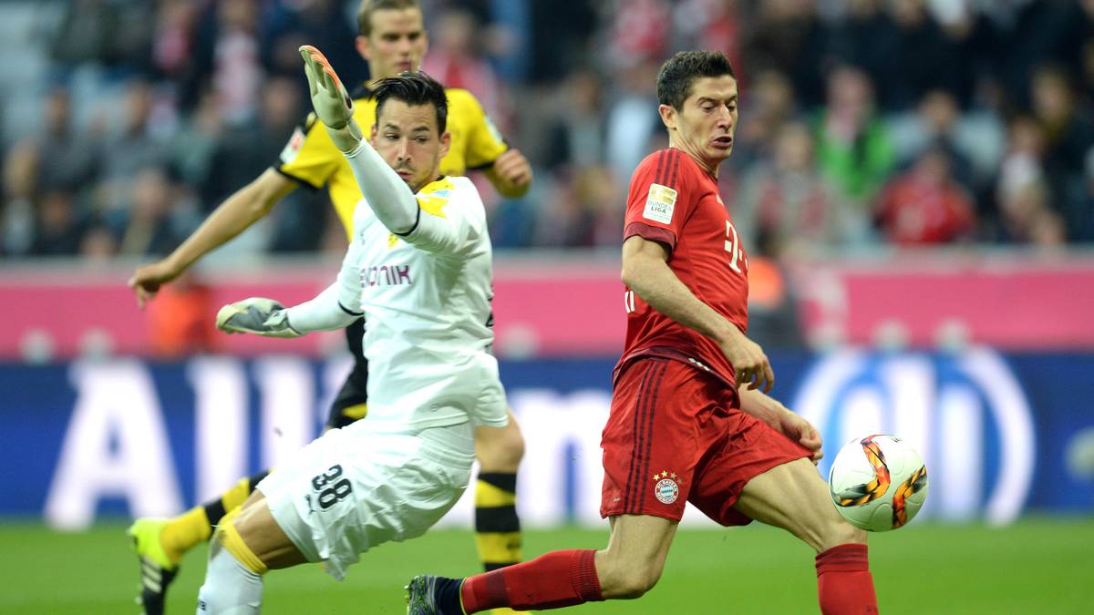 Roman Bürki (Borussia Dortmund): : Beim 0:1 gegen Thomas Müller zu spät, als er einen langen Pass von Jerome Boateng unterläuft. Danach deutlich verunsichert und beim 1:3 offenbar noch mit den Gedanken in der Kabine. SPORT1-NOTE: 6
