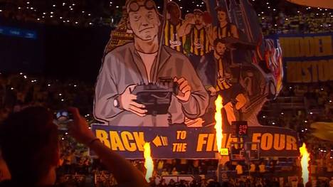 In den Playoffs der EuroLeague sorgen die Fans von Fenerbahce Istanbul für Gänsehaut. Die Choreo der Anhänger ist atemberaubend.