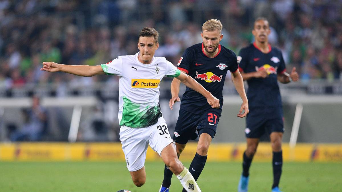 FLORIAN NEUHAUS: Ist mit Wimmer schwer zu vergleichen. Technisch stark, mit reichlich Übersicht und durchaus auch Zug zum Tor gesegnet. Macht aber aus seinen Chancen noch zu wenig und derzeit auch eine kleinere Leistungsdelle durch. Bei konstanter Weiterentwicklung dennoch in absehbarer Zeit ein ernsthafter Nationalmannschaftskandidat 