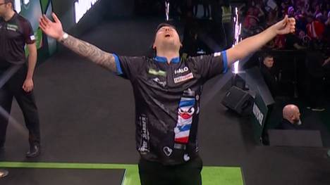 Ryan Meikle dreht gegen Außenseiter Jonny Tata ein 0:2 in Sätzen noch in einen Sieg um - und reagiert anschließend arg erleichtert. 