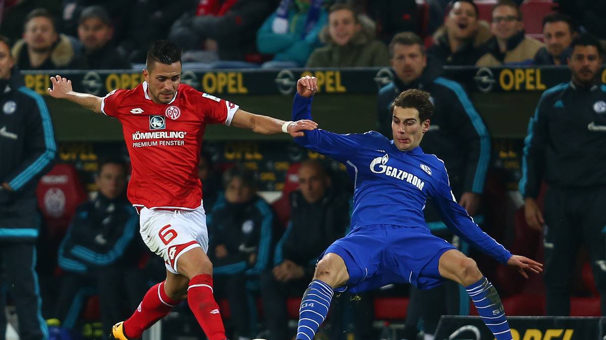 Schalke rennt daraufhin dem Rückstand hinterher, es fehlt die Durschschlagskraft