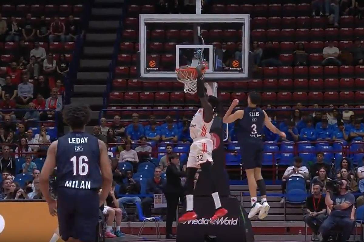 EA7 Emporio Armani Mailand - FC Bayern München 