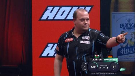 Die verbliebenen vier deutschen Starter beim German Darts Grand Prix präsentieren sich am Ostersonntag in starker Form. Nicht für alle reicht es zum Sieg - aber ausgerechnet ein Außenseiter bringt mit einem Beinahe-9-Darter die Halle in München zum Kochen.