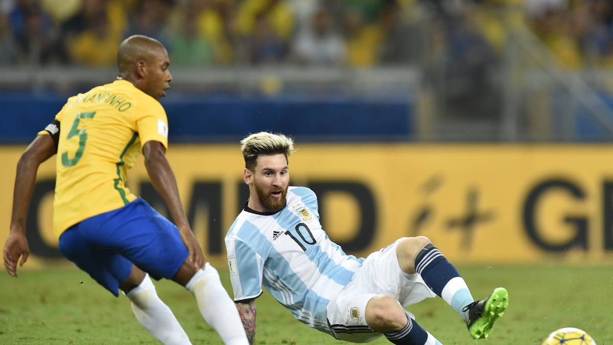 FERNANDINHO (MANCHESTER CITY)