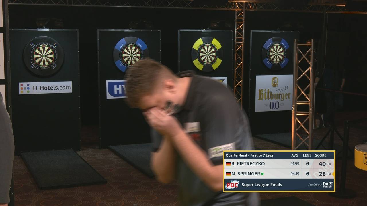 Im letzten Leg: Nico Springer zieht bei der Super League ins Halbfinale ein