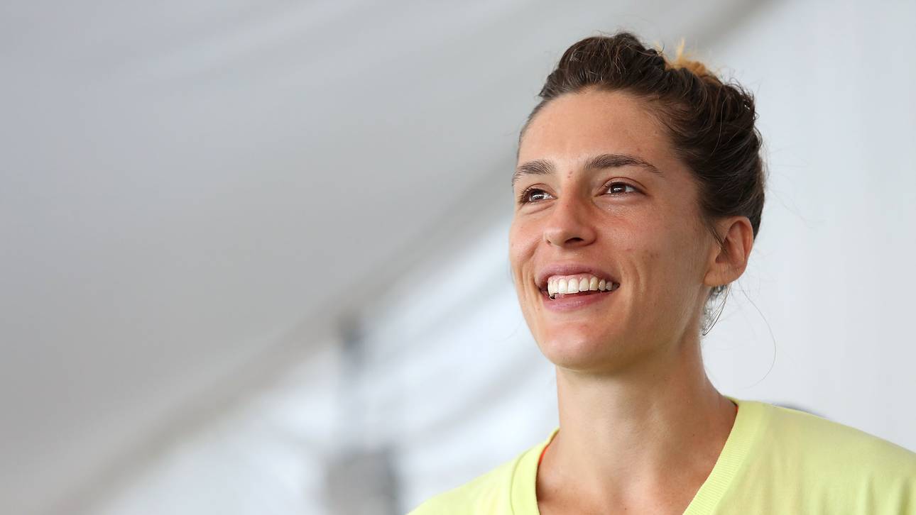 Petkovic scherzt über Dopingkontrolle