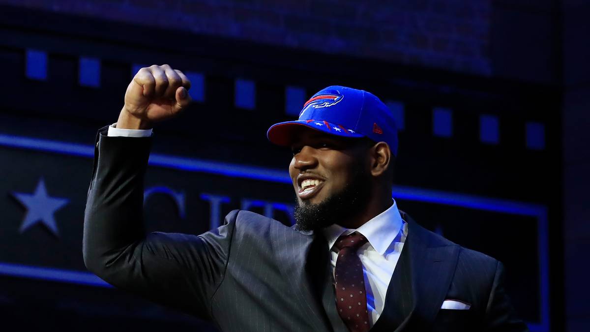 Pick Nr. 9 - ED OLIVER (Defensive Tackle, Houston) - Buffalo Bills: Kyle Williams verabschiedete sich in die Rente, daher brauchte man in Buffalo Ersatz. Noch vor zwei Jahren galt Oliver als Nummer-1-Pick und neuer Aaron Donald. Sein Speed als Tackle ist grandios, aber er hat Schwächen gegen den Lauf