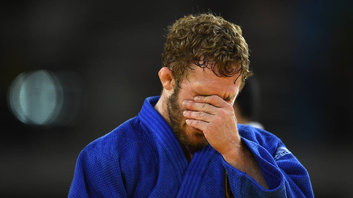 Der deutsche Judoka Tobias Englmaier ist nach seiner Niederlage im Achtelfinale gegen Felipe Kitadai aus Brasilien bitter enttäuscht