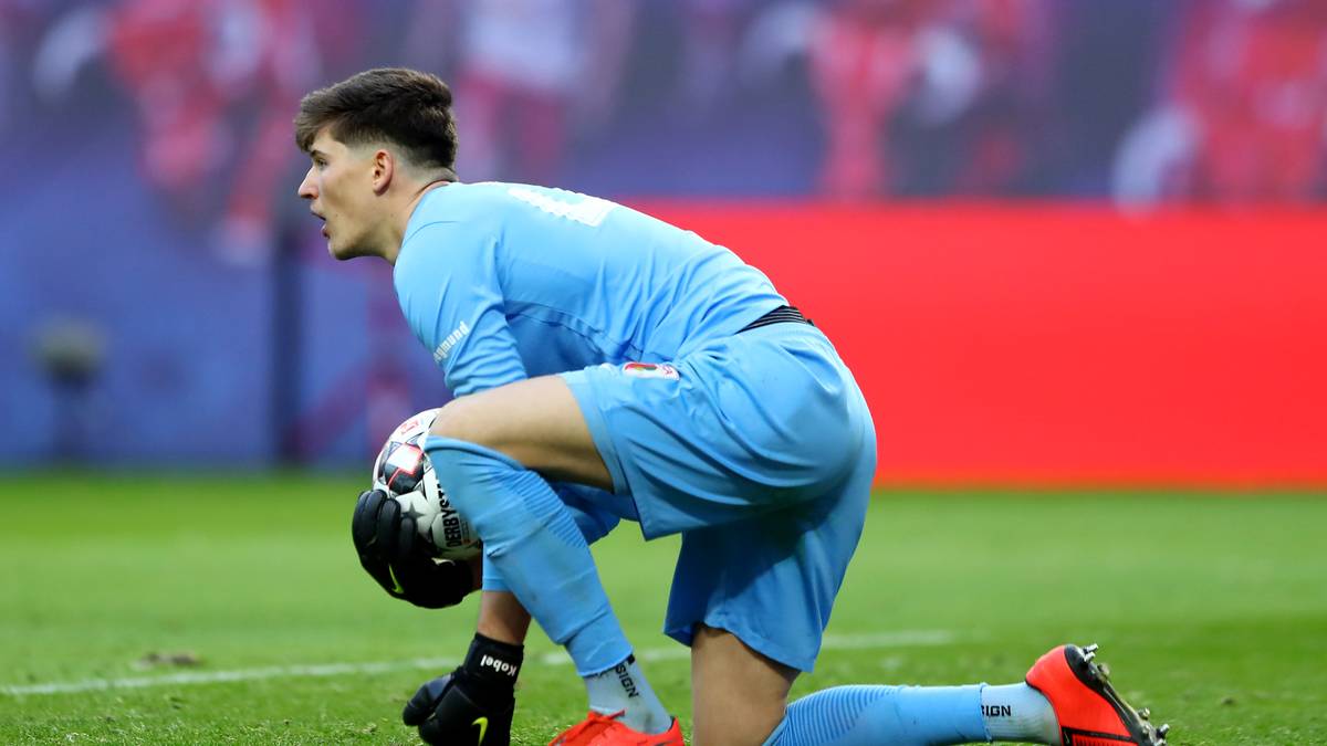 Auf der Torwartposition hat der VfB gleich doppelt zugeschlagen. Gregor Kobel wird für ein Jahr von Hoffenheim ausgeliehen und soll die neue Nummer eins werden. Fabian Bredlow kommt als Ersatztorwart für 300.000 Euro vom 1. FC Nürnberg