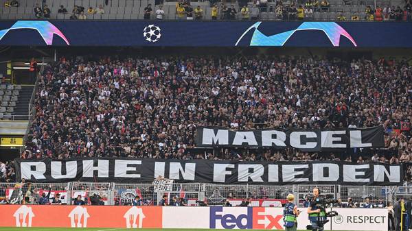 PSG-Anhänger trauern mit deutschem Banner um toten BVB-Fan
