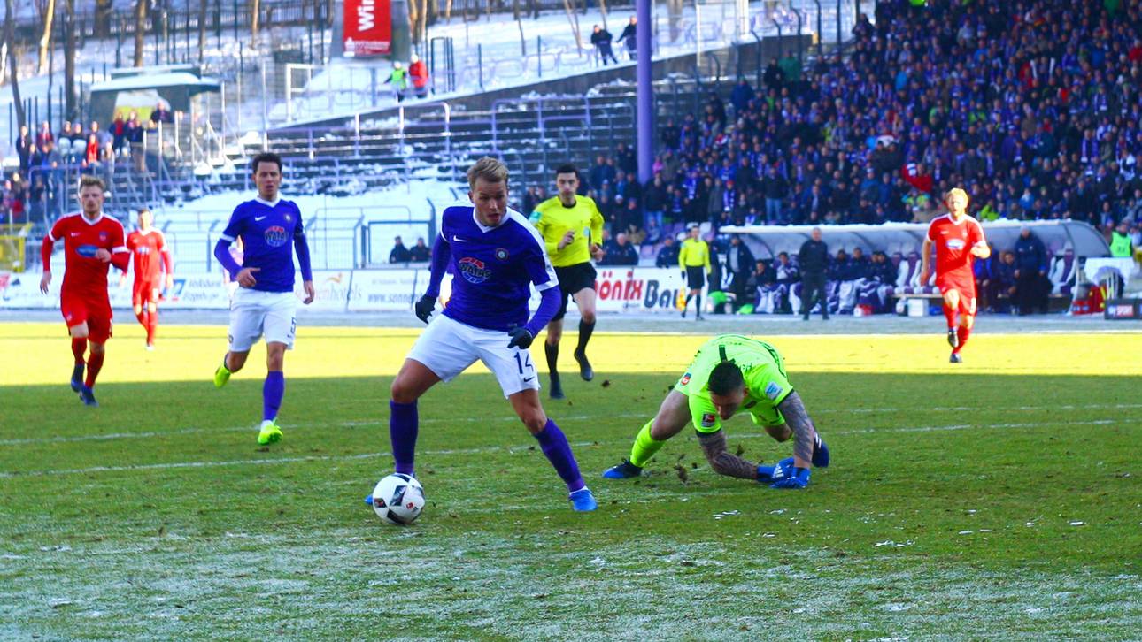 Aue triumphiert in letzter Minute