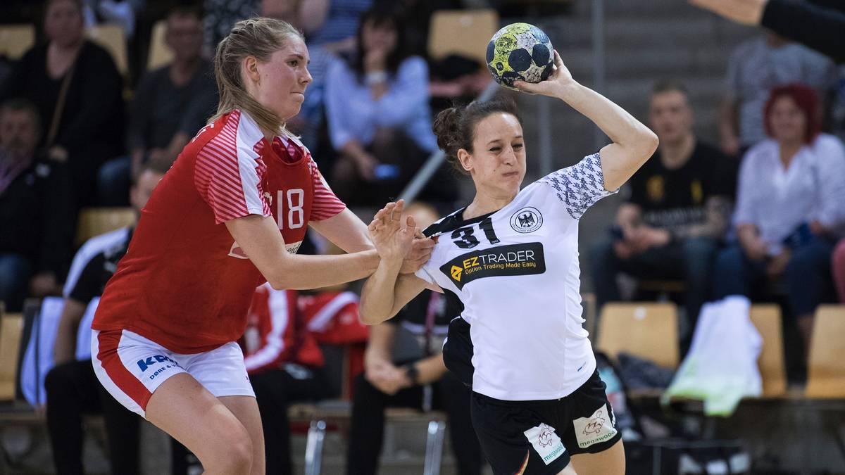 75 Mal trug die Spielmacherin, die zwischenzeitlich auch einmal in Österreich aktiv war, bislang das deutsche Trikot