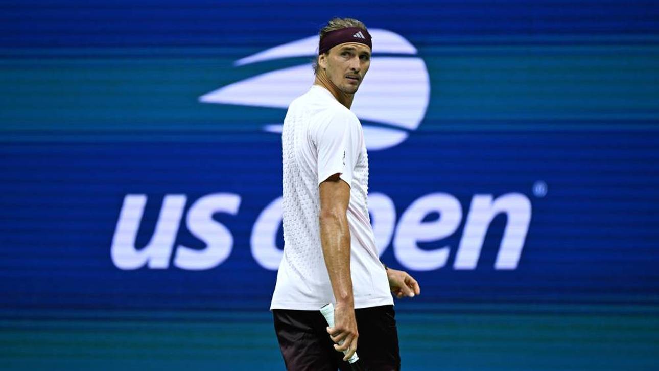 Zverev wechselt plötzlich die Schuhe