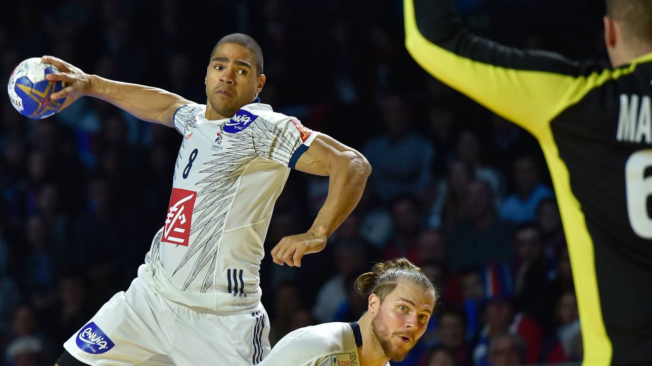 Frankreich zittert sich zum Sieg