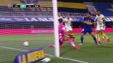 Die Boca Juniors sind ein besonderer Klub. Ein ausgeliehener Spieler trifft gegen Boca und weint. Auch Kapitän Carlos Tevez trägt sich in die Torschützenliste ein.
